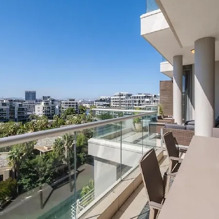 Mountain Marina Luxury Apartments Cape Town Exterior photo